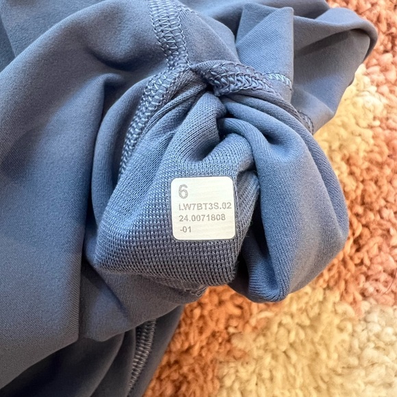 lululemon Align™ High-Rise Short 6" - Picture 4 of 4